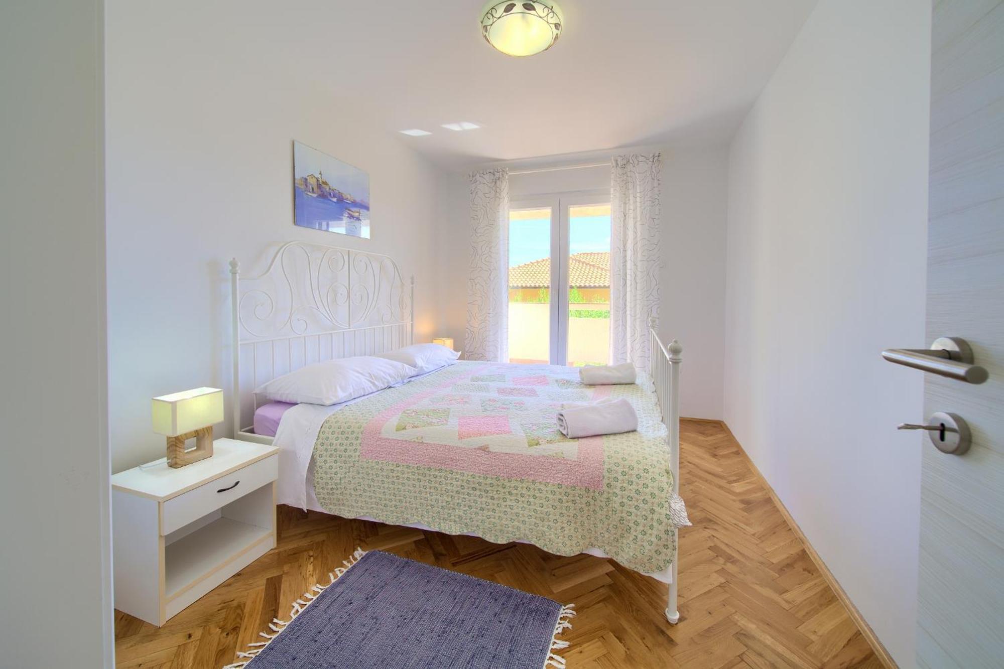 Apartments Rose Krk Town Bagian luar foto